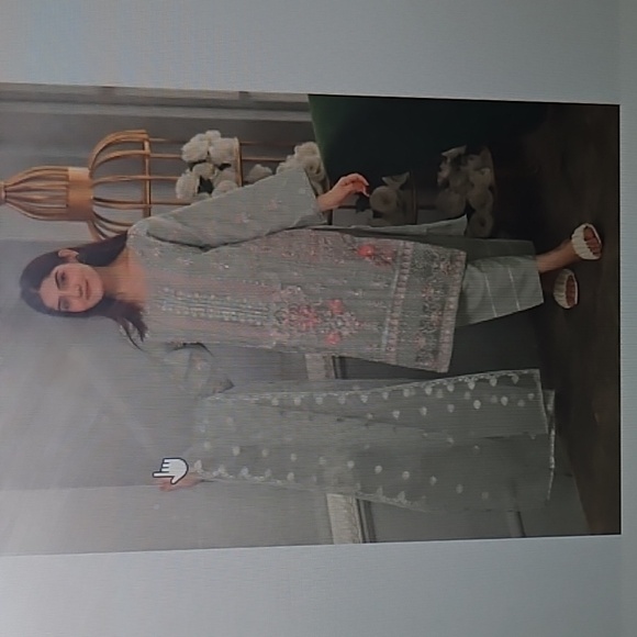 Pakistani 3 Piece Suit Small - Picture 2 of 6